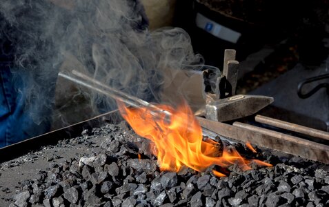 Hammer forge craft