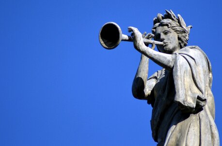Sculpture architecture culture
