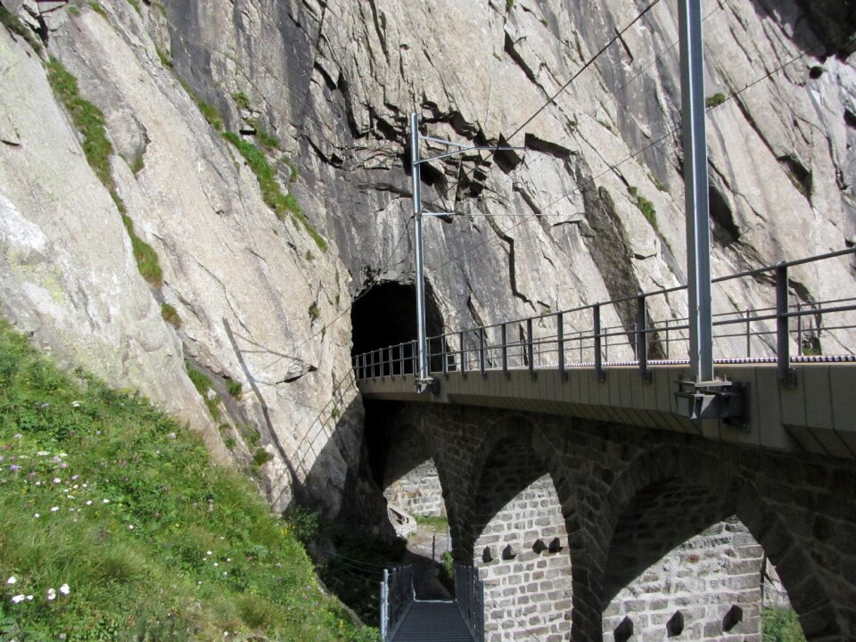 Alpine pass train