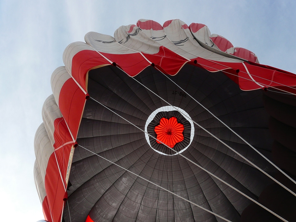 Hot air balloon sleeve balloon envelope