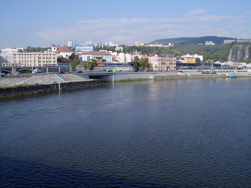 River bank settlement city