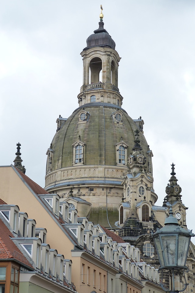 Building steeple architecture photo