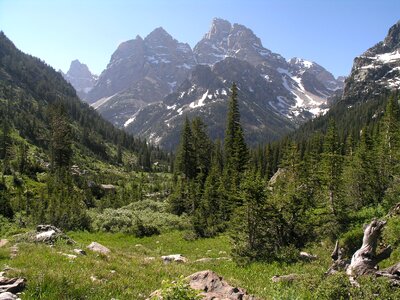 Mountains snow valley photo