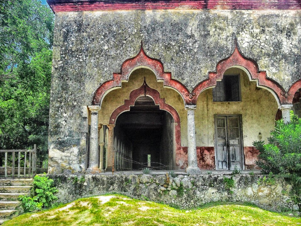 Home vacated abandoned