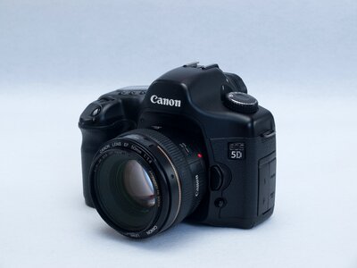 Canon eos 5d electronic products photo
