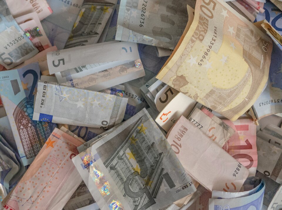 Currency europe bank