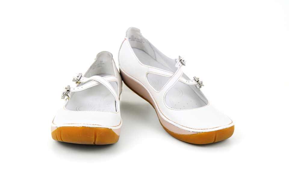 Leather modern pair