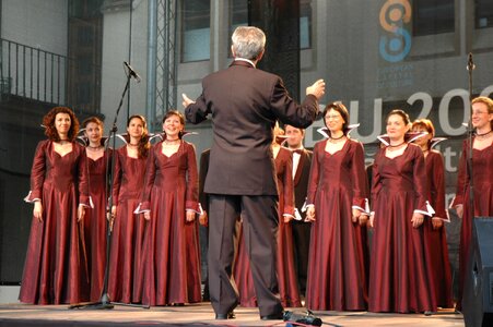 Musical performance singer