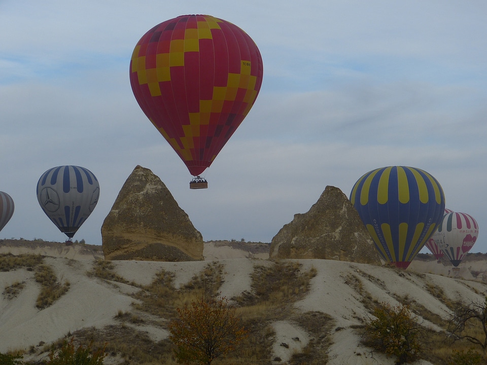 Hot air balloon flying drive