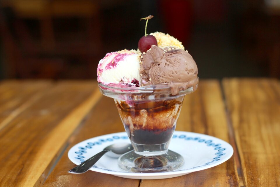 Dessert scoops sweet