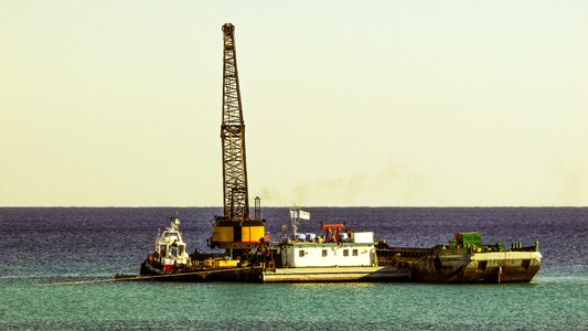 Barge platform construction