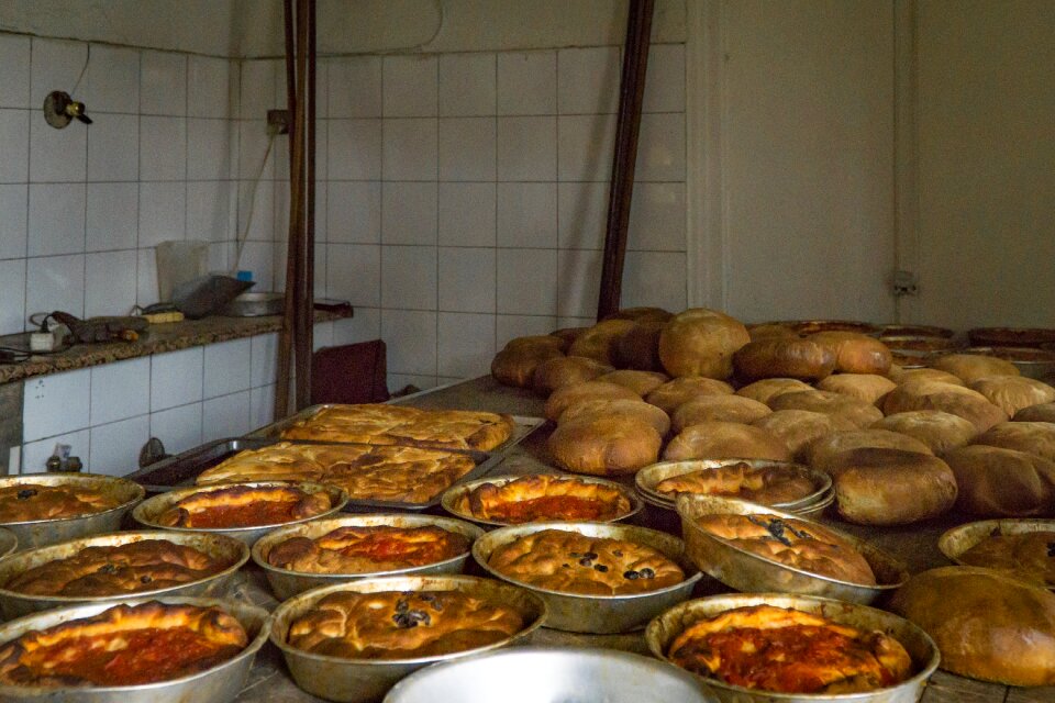 Breads home style bakery wood oven bakery