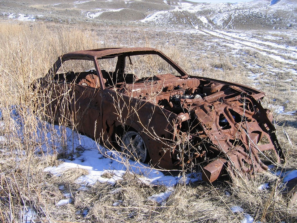 Scrap pollution grasslands