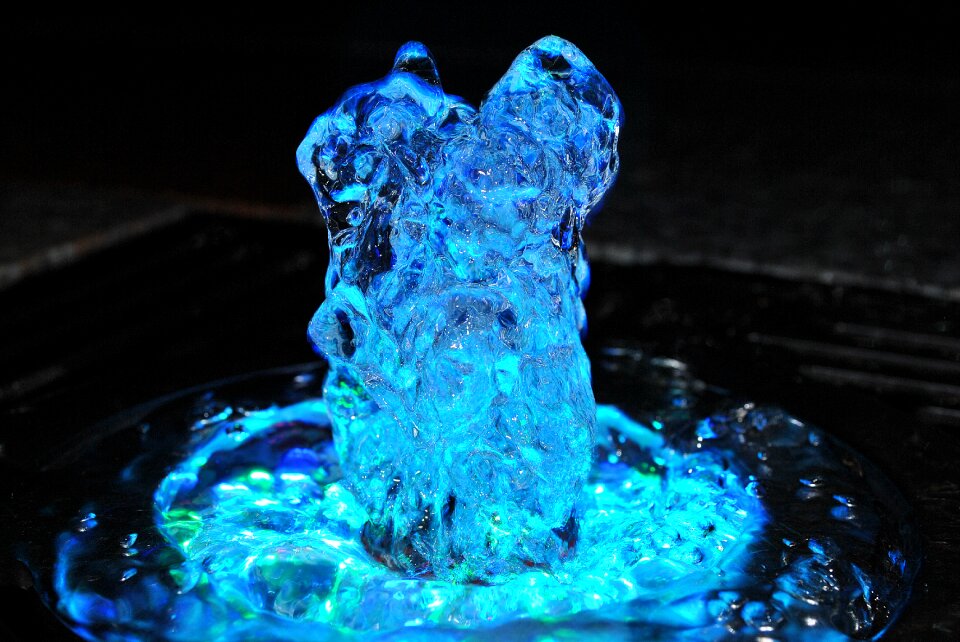 Clean water drops splash water