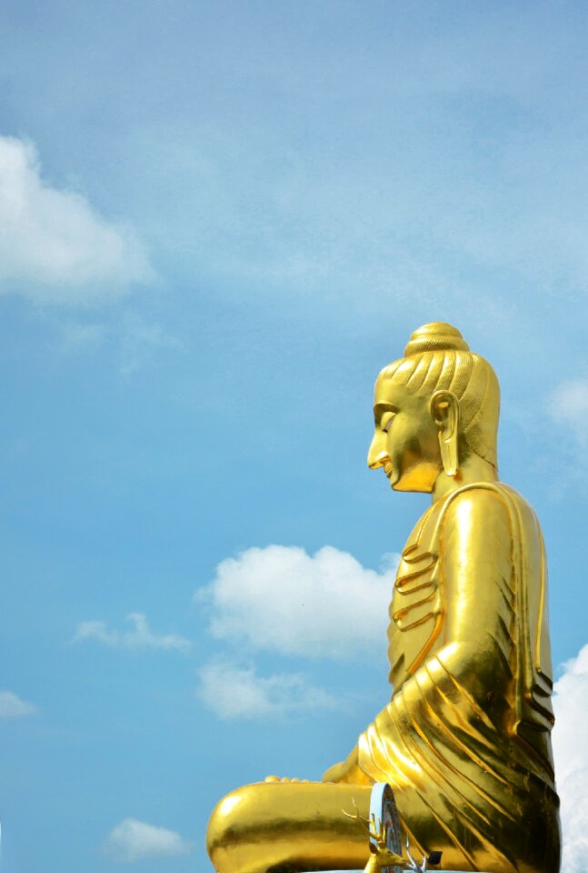 Art buddhism what respect