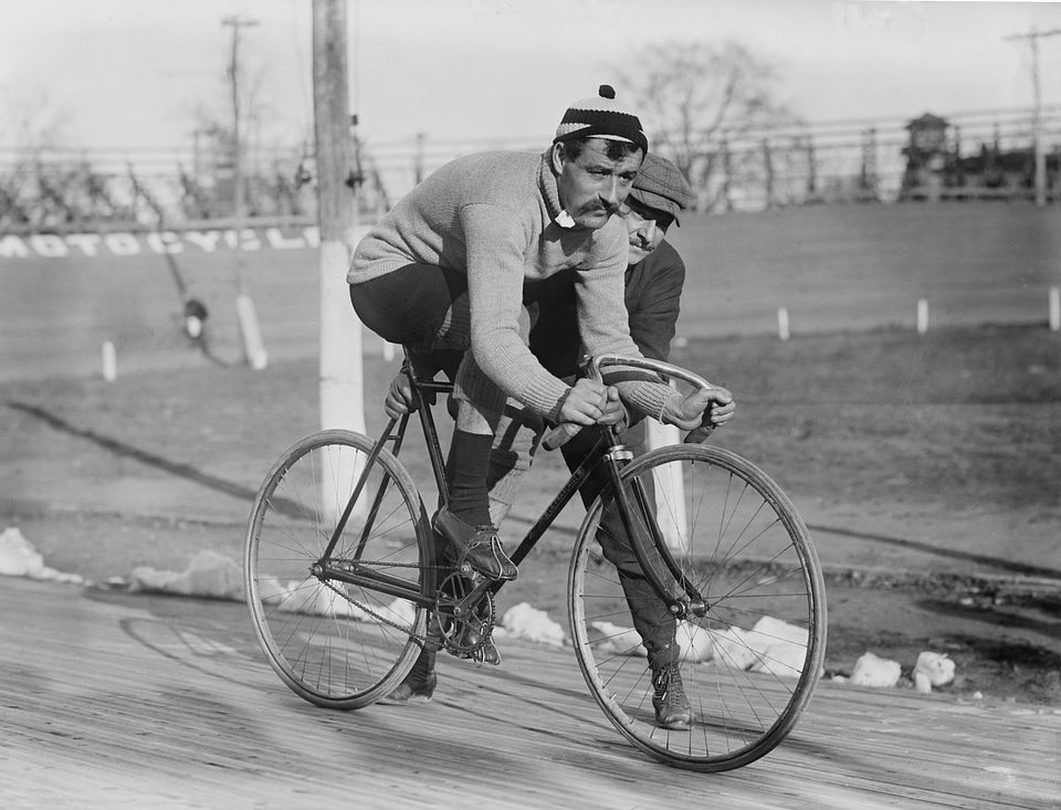Cyclists léon georget 1909 photo