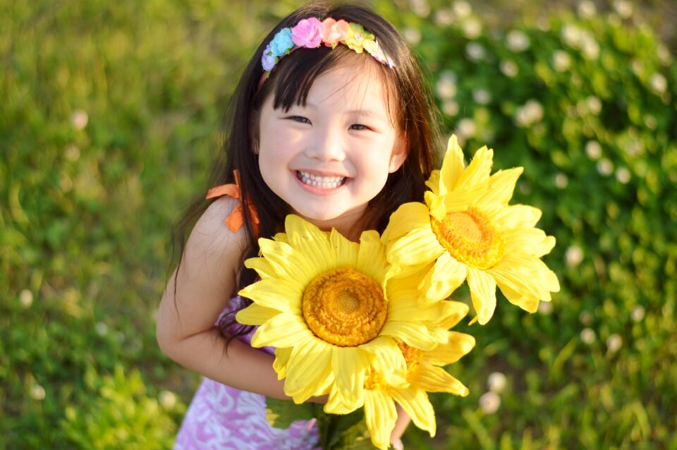 Child girl sunflower