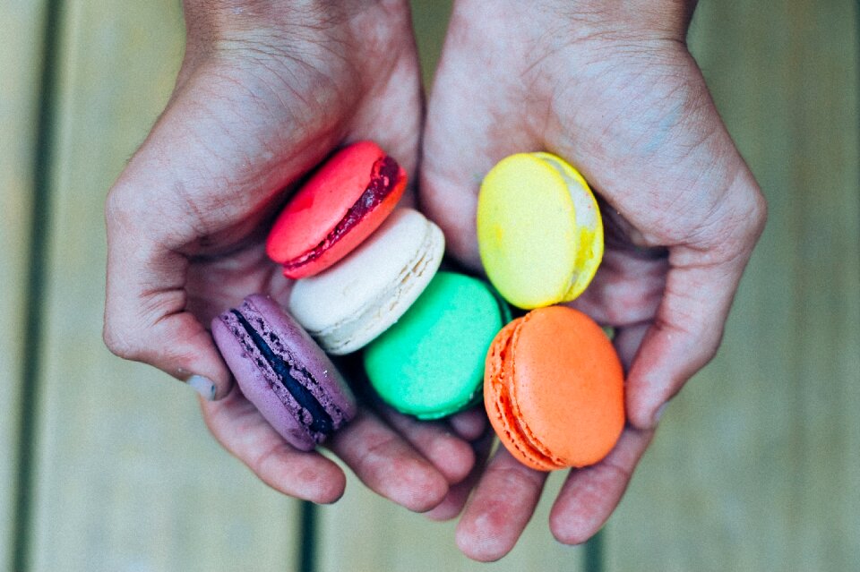 Macaroons dessert hands