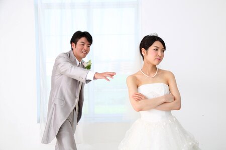 Wedding bride groom fight