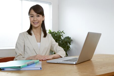 Business woman laptop computer photo