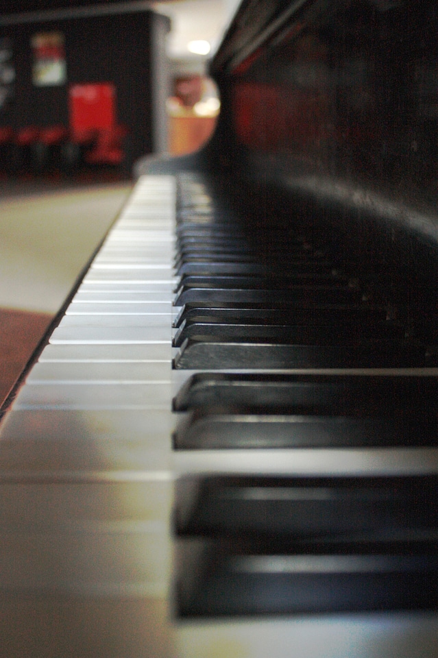 Piano music sounds photo