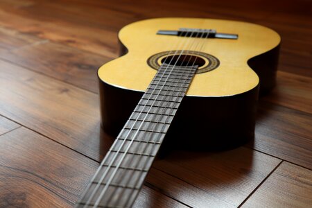 Acoustic guitar photo