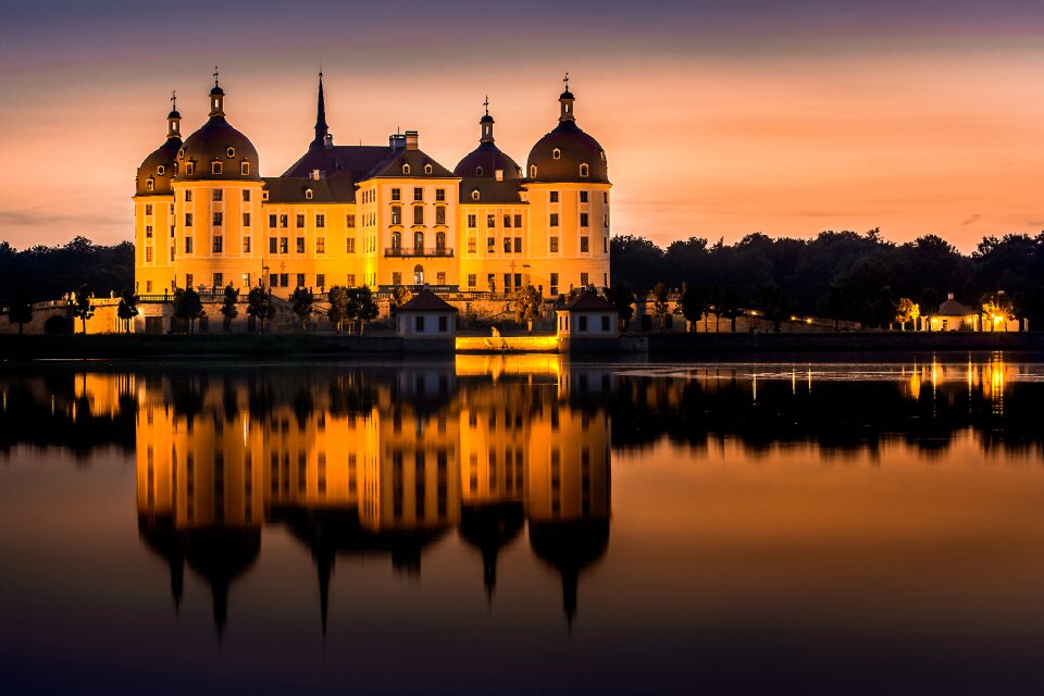 Alanya moritzburg castle sunset lake
