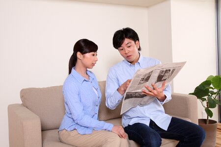 Couple newspaper