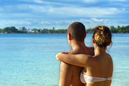 Couple sea
