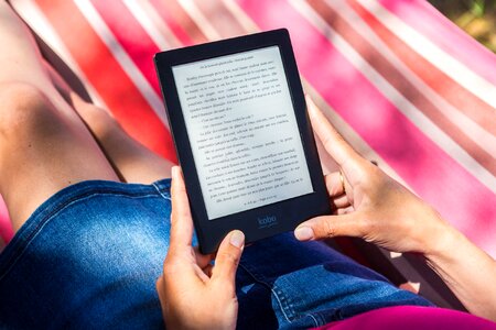 E book reader