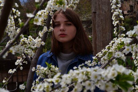 Girl teen flower