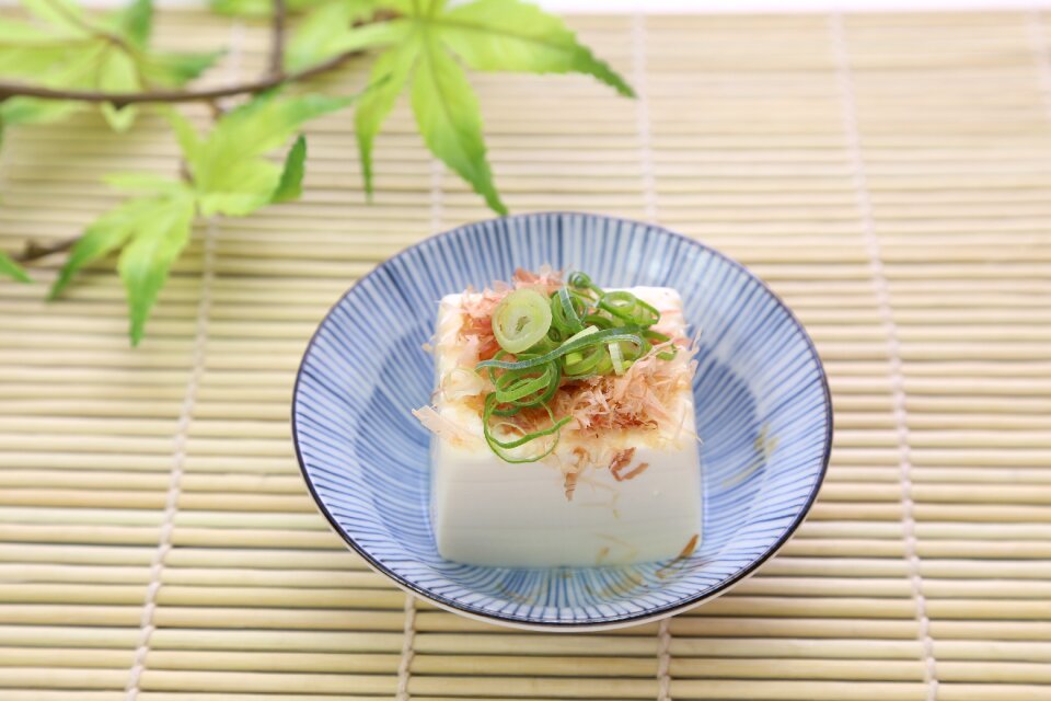 Hiyayakko tofu food