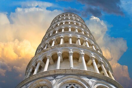 Leaning tower of pisa photo
