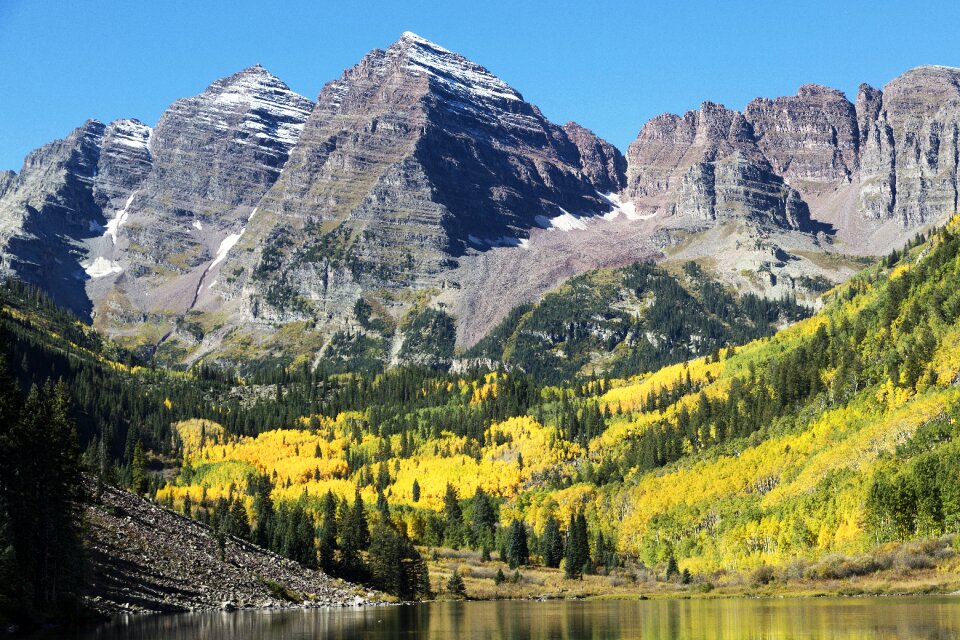 Maroon bells elk mountains