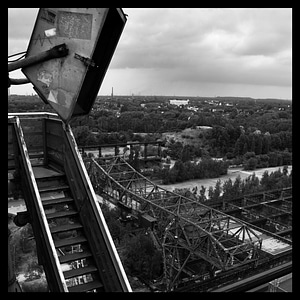 Container duisburg black and white