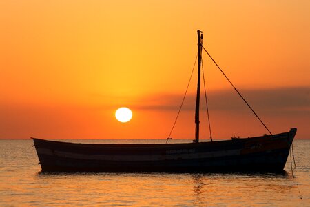 Sunset sea boat photo