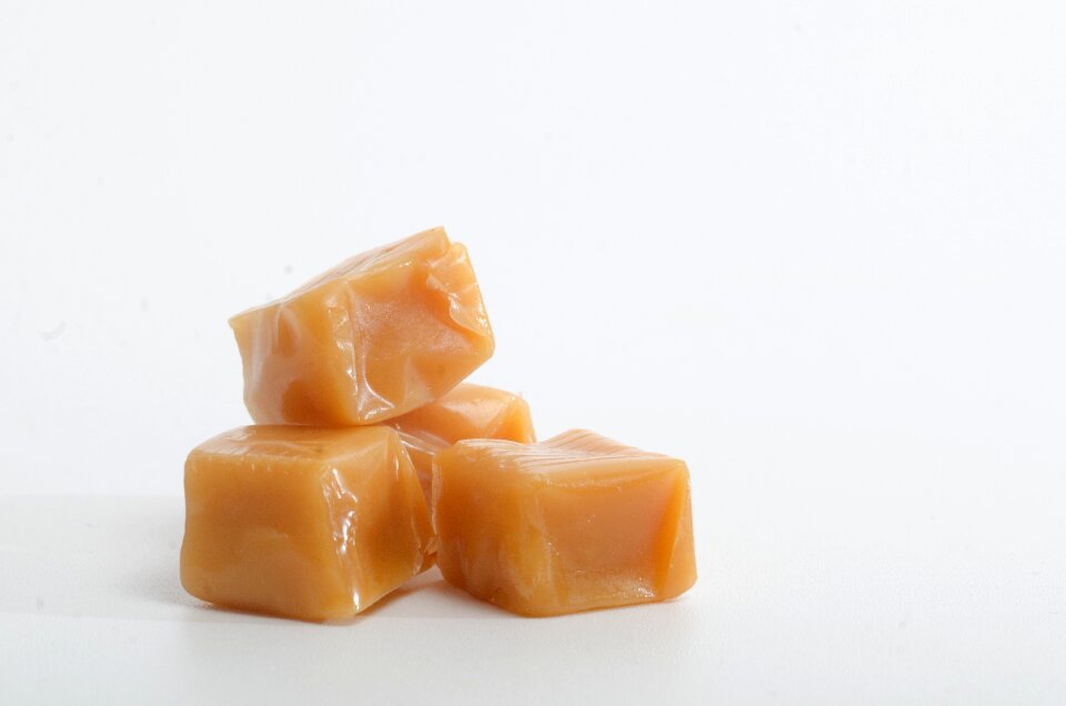 Caramel confection