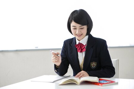 Female student study photo