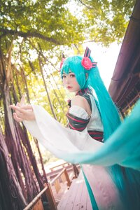 Hatsune miku cosplay
