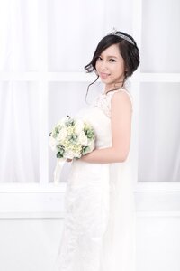 Bride wedding dress photo