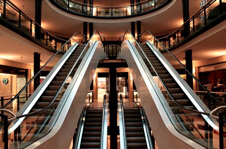 0011082 escalator