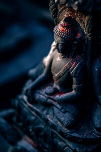 Buddhist statue photo