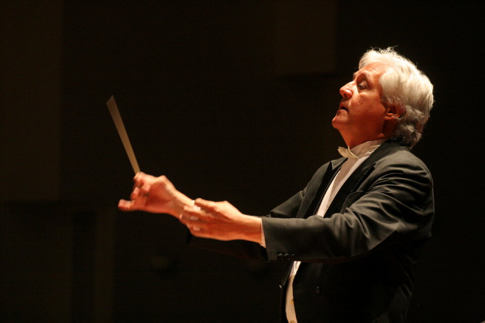Conductor