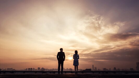 Couple sunset city