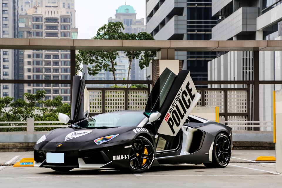 Lamborghini aventador police