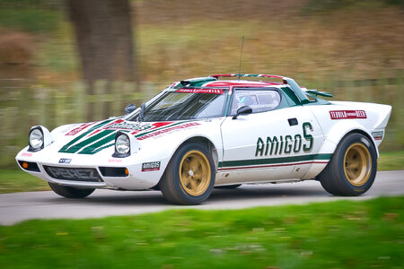 Lancia stratos car photo