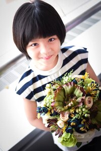 Little girl bouquet photo