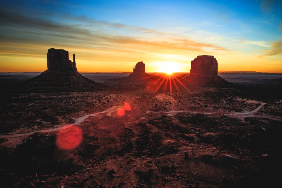 Monument valley sunrise