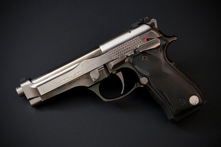 Pistol beretta billennium