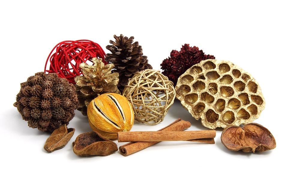 Cone decoration fragrance